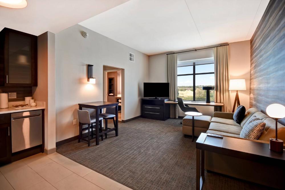 One-Bedroom King Suite with Sofa Bed - Hearing Accessible interior